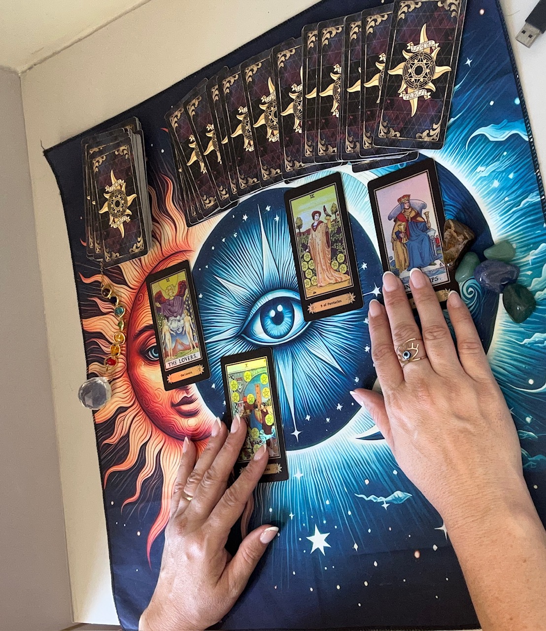  3 perguntas com a Maga do Tarot